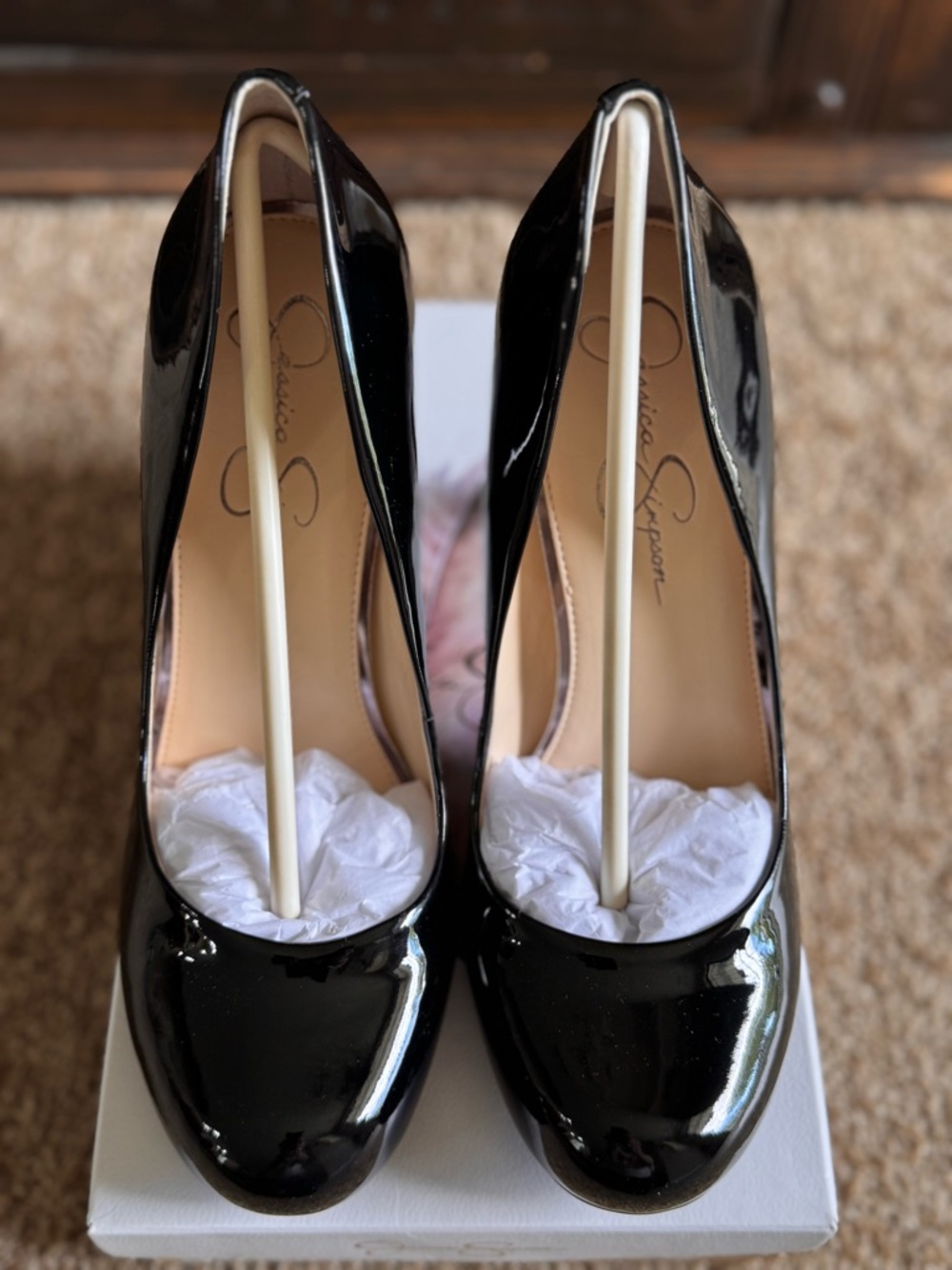 NIB Jessica Simpson Caprielle Black Super Patent Pumps - Size 10